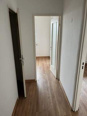 Diele - Völklingen, schönes Appartement mit Loggia in zentraler Lage, Nähe Stadtwald, Pasteurstraße 14