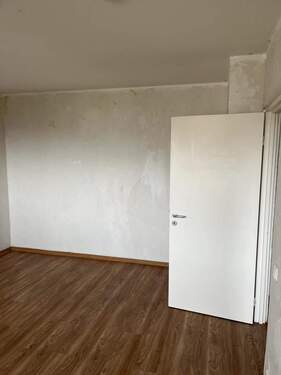 Wohnbereich - Etagenwohnung mit 34,40 m² in Völklingen zur Miete