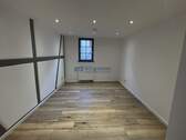 Zimmer 2 - 