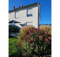 Doppelhaushälfte in gefragter Lage mit Traumblick, PV mit Speicher, Wallbox - Ingolstadt Dünzlau