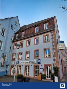 Front - Historisches Wohn- und Geschäftshaus im Herzen von Kaiserslautern