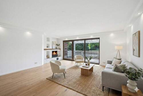 Visualisierung Wohnzimmer - 4 Zimmer Etagenwohnung zum Kaufen in Mönchengladbach