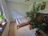 Schlafzimmer/ Büro EG - 