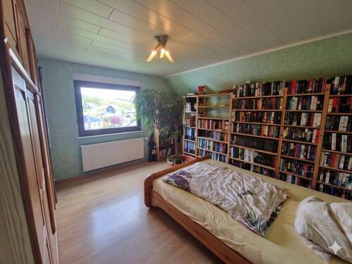 Schlafzimmer 2, OG - 