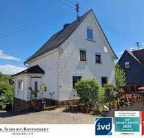 Solides Einfamilienhaus mit schönem Garten in Wilnsdorf-Flammersbach! - Wilnsdorf / Flammersbach