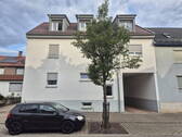 Gebäude Straßenseite - Nachhaltig, modern, komfortabel - Ihr neues Zuhause in Stutensee