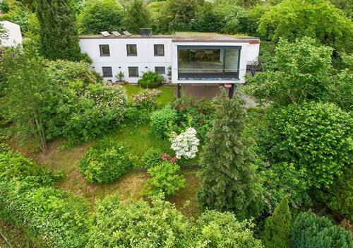 Hausansicht - 7 Zimmer Einfamilienhaus zum Kaufen in Essen