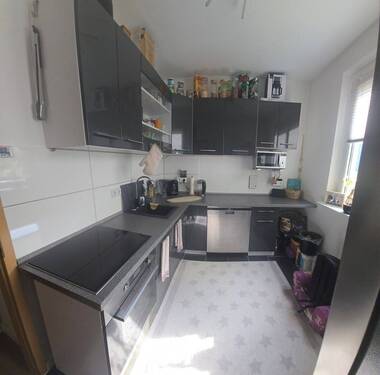 Küche mit Einbauküche - Nachmieter gesucht für 3-Zimmer-Wohnung mit Balkon!