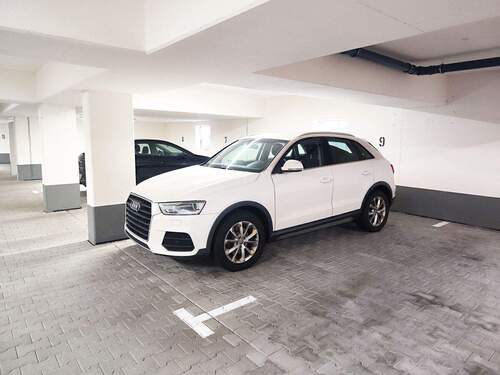 Tiefgaragenstellplatz - 
