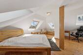 Raum im Dachgeschoss - 