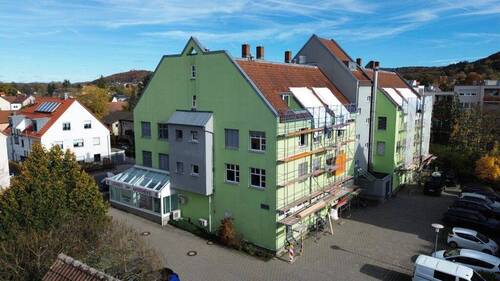 Aktuell: Dach- & Balkonsanierung - Büro in Neumarkt zum Kaufen