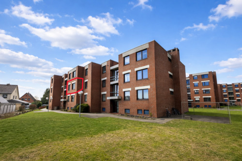 
Titelbild - Helle 3-Zimmer-Wohnung in einem gepflegten Mehrfamilienhaus mit eigener Garage in Nordenham