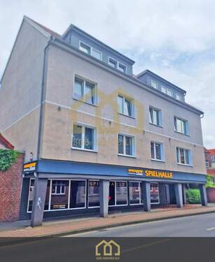 Bild 1 - Stade: Kernsaniertes Mehrfamilienhaus mit Gewerbeeinheit und sechs Wohneinheiten in zentraler Lage