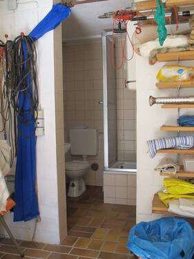 80-UG WC Dusche.JPG - 