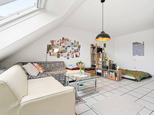 Wohnbereich - Etagenwohnung mit 32,70 m&sup2; in Konstanz zum Kaufen