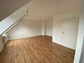 Wohn- und Schlafbereich - Etagenwohnung mit 30,00 m² in Zell zur Miete