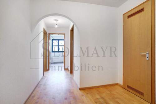 Ansicht Flur - 2 Zimmer Etagenwohnung in Inning am Ammersee