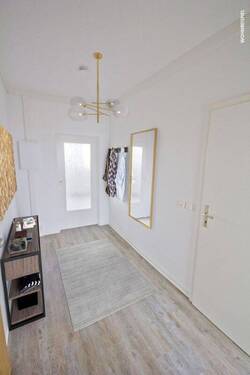 Beispielbild Flur - 2 Zimmer Etagenwohnung in Halle (Saale)