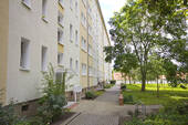 Vorderansicht/Umfeld - Etagenwohnung mit 48,20 m&sup2; in Halle (Saale) zur Miete