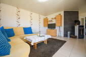 Wohn- und Esszimmer - 