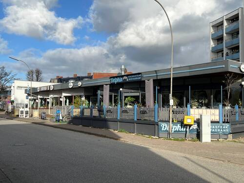 1.jpg - Geschäftshaus mit 2 Restaurants und 2 Wohnungen im Zentrum, nur ca. 100 Meter vom Strand!