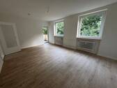 Wohnzimmer - 3 Zimmer Etagenwohnung zur Miete in Bad Segeberg