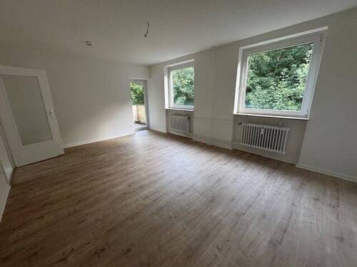 Wohnzimmer - 3 Zimmer Etagenwohnung zur Miete in Bad Segeberg