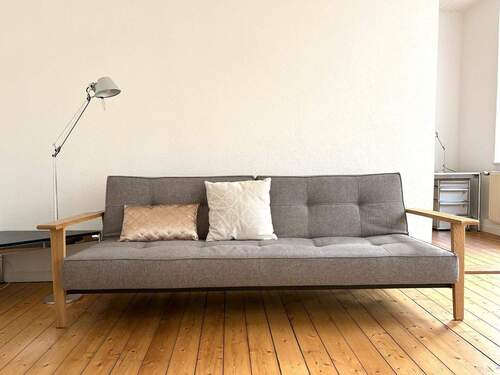 Wohnzimmer 2.jpeg - charmanter Altbau, ruhig, Top Lage List