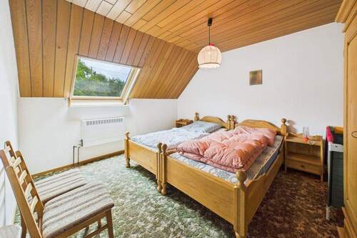 Schlafzimmer I - Mehrfamilienhaus, Wohnhaus mit 368,80 m&sup2; in Auw bei Prüm zum Kaufen