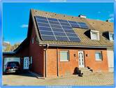 Frontansicht Eingang Wohnung - Schöne drei Zimmerwohnung, mit großer Terrasse, in grünen Umfeld!