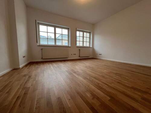 Schlafzimmer - Etagenwohnung mit 97,00 m&sup2; in Bad Reichenhall zur Miete