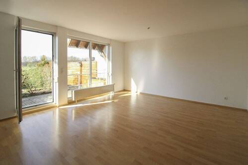 Wohnzimmer im EG - 