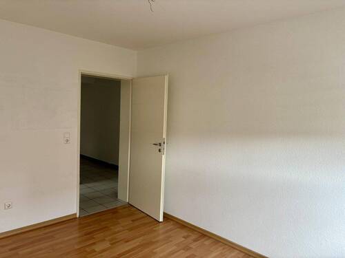 Zimmer 2 - 