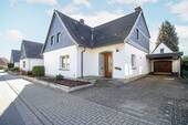 01 Haus - Neuer Preis! Charmantes Familienhaus mit großem, uneinsehbarem Garten in ruhiger Bestlage von Rheda