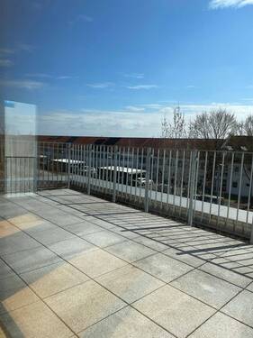Terrasse - Etagenwohnung mit 79,10 m&sup2; in Manching zur Miete