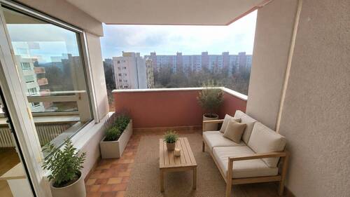 Bild 1 - In Germering Wohnung mit vier Zimmern und Balkon