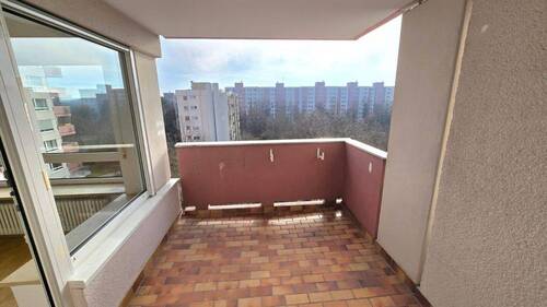 Bild 2 - 4 Zimmer Etagenwohnung zum Kaufen in Germering