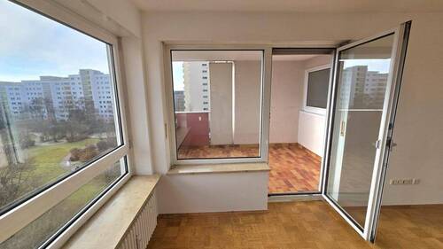 Bild 3 - 4 Zimmer Etagenwohnung in Germering