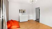 1. OG Schlafzimmer 2 2 - 