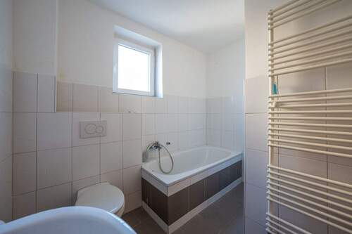 Badezimmer OG - Doppelhaushälfte mit 161,00 m&sup2; in Wegberg zum Kaufen