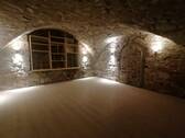 Kellergewölbe klein mit Notausgang - 