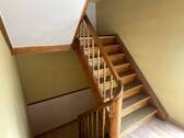 Treppe - 9 Zimmer Einfamilienhaus zum Kaufen in Münnerstadt