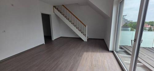 Wohnzimmer - 3 Zimmer Etagenwohnung zur Miete in Merseburg