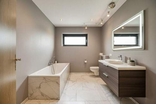 Visualisierung Bad mit Badewanne - 