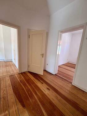 Flur - Etagenwohnung mit 75,00 m&sup2; in Lüneburg zur Miete