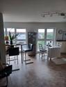 Wohnbereich & Stehtisch - 1,5 Zimmer Wohnung Kiel zentral !-ANFRAGESTOPP-!