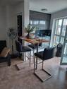 Stehtisch - 1 Zimmer Etagenwohnung in Kiel