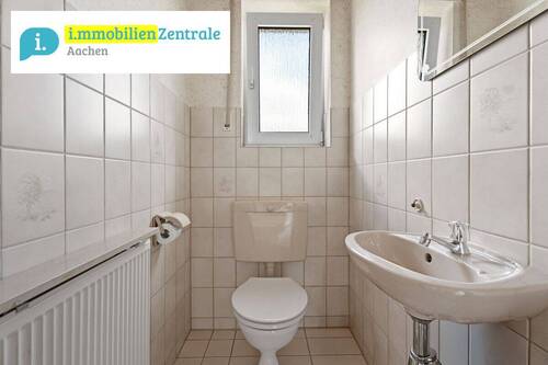 Gäste WC - 6 Zimmer Doppelhaushälfte in Kreuzau