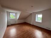 Zimmer - Etagenwohnung mit 69,00 m&sup2; in Barmstedt zur Miete