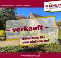 Charmantes Ein- Zweifamilienhaus auf großem Grundstück - Twistringen